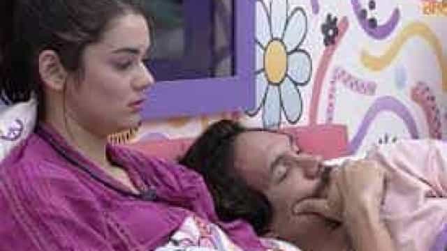 Eslovênia e Eliezer choram e assumem medo após saída de Laís do BBB 22