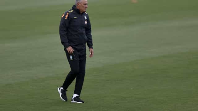 Tite exalta estratégia e destaca talento ‘impressionante’ de atacantes do Brasil