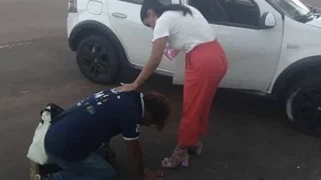 Laudo aponta transtorno bipolar em mulher flagrada com sem-teto, diz jornal