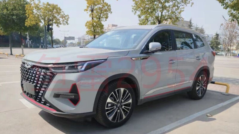 Chery Tiggo 8 Pro aparece com tração AWD na China