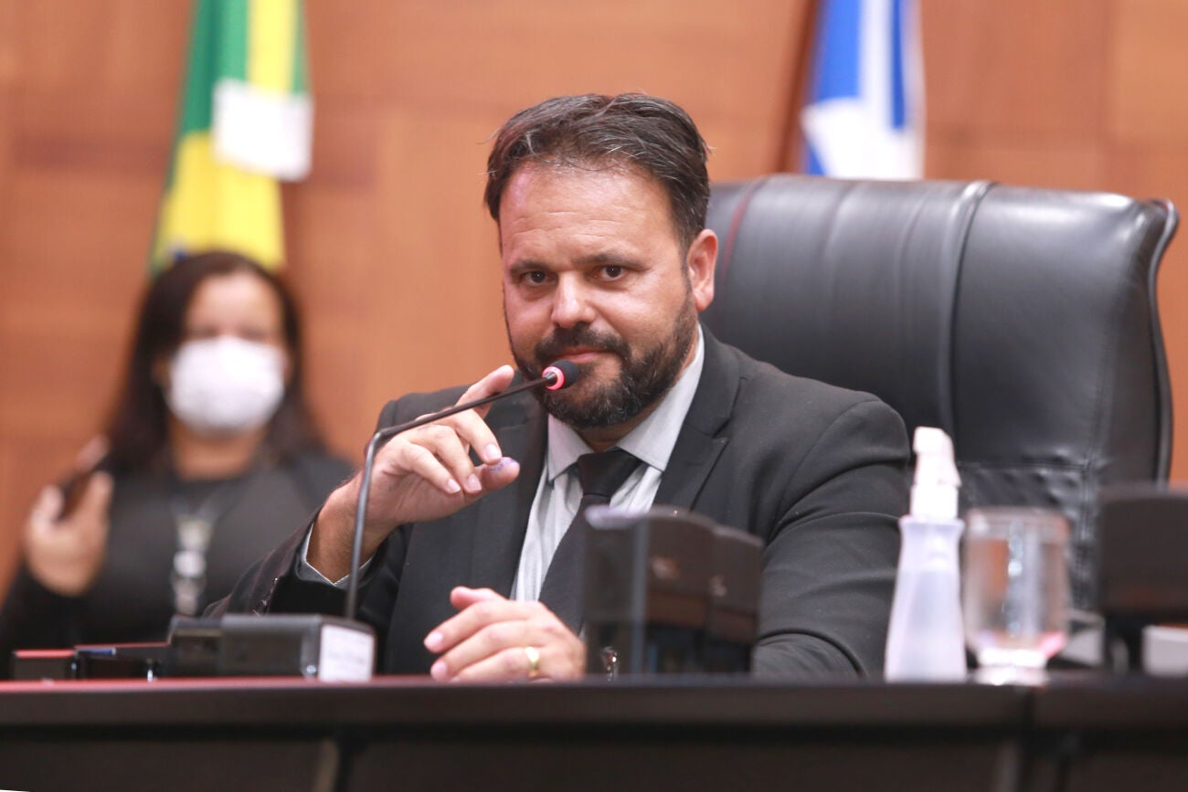 Claudinei quer que servidores públicos recebam a RGA de 2018 do governo de MT