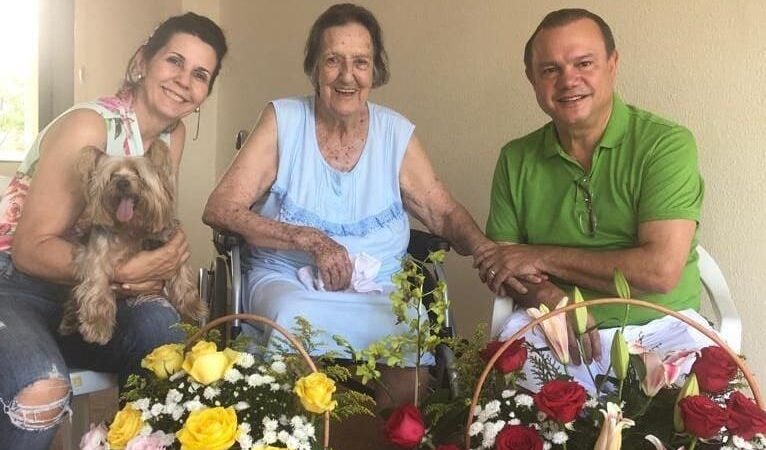 Governo de MT lamenta morte de dona Almerita de Moura Abreu