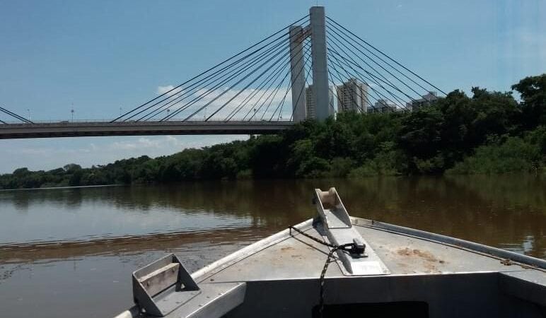 Fiscalização ambiental flagra pescado ilegal armazenado na margem do Rio Cuiabá; veja vídeo