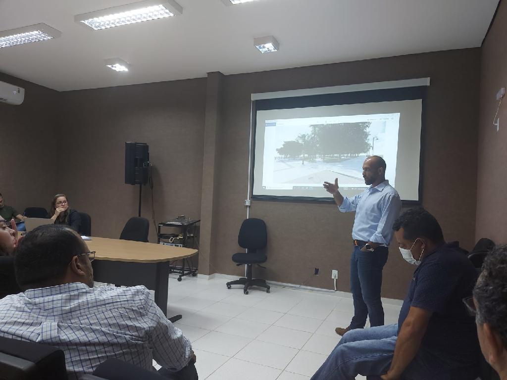 “MP está satisfeito com projeto do governo para a praça”, afirma promotor de Chapada dos Guimarães