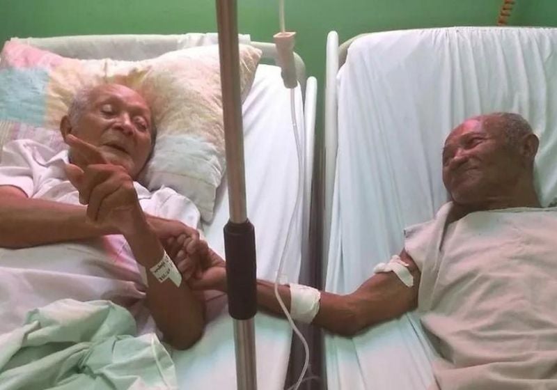 Irmãos se reencontram em hospital após 15 anos sem se ver [vídeo]