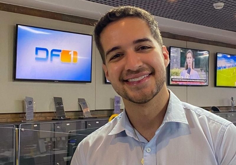 Repórter da Globo tem alta da UTI depois de ser esfaqueado