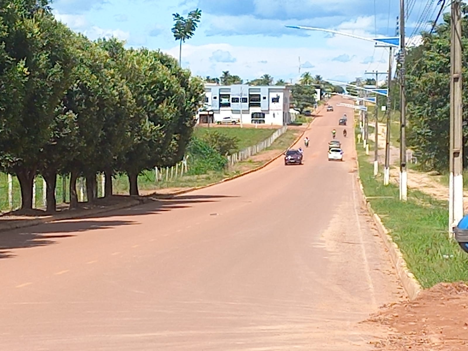 Iniciativa privada quer contribuir com construção de estacionamento