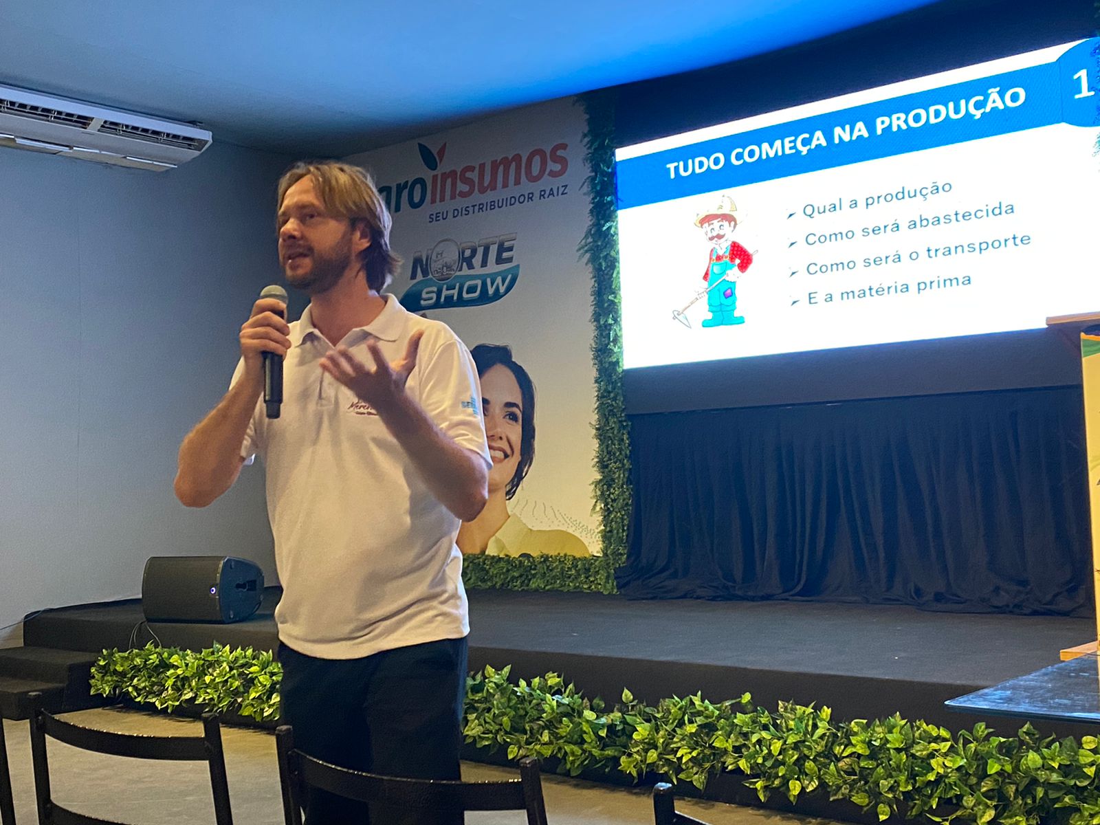 Especialista faz na Norte Show em Sinop palestra orientando pequenos empresários e feirantes a melhorarem vendas