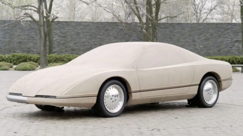 Chevrolet: GM pensou em um Camaro de tração dianteira