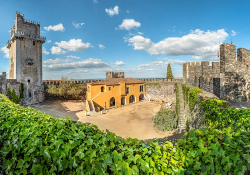 Portugal tem 7 castelos incríveis na região do Alentejo. Conheça!