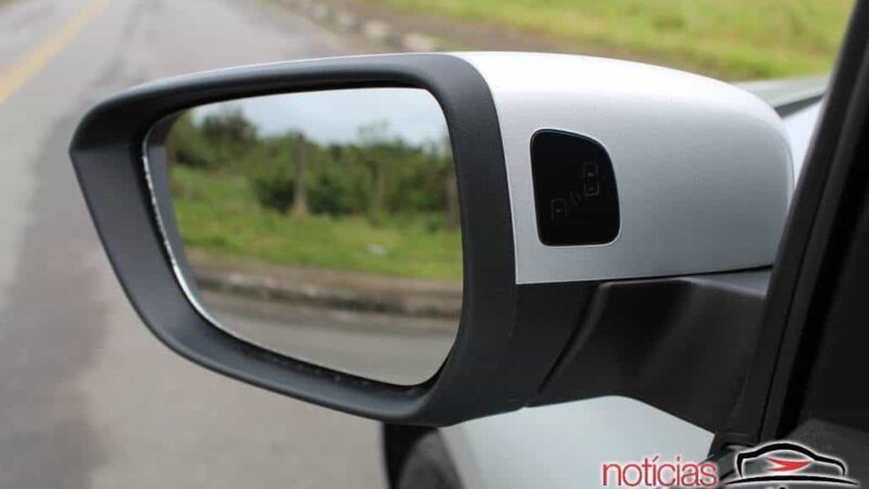 Projeto de lei torna obrigatório sensor de ponto cego