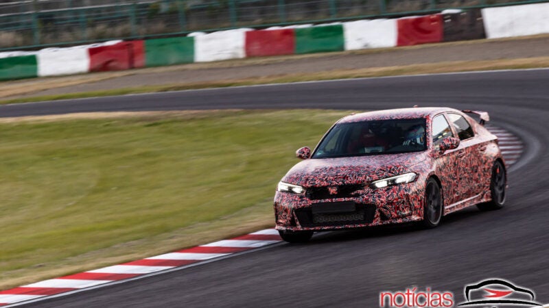 Novo Civic chegará híbrido e com Type R no Brasil