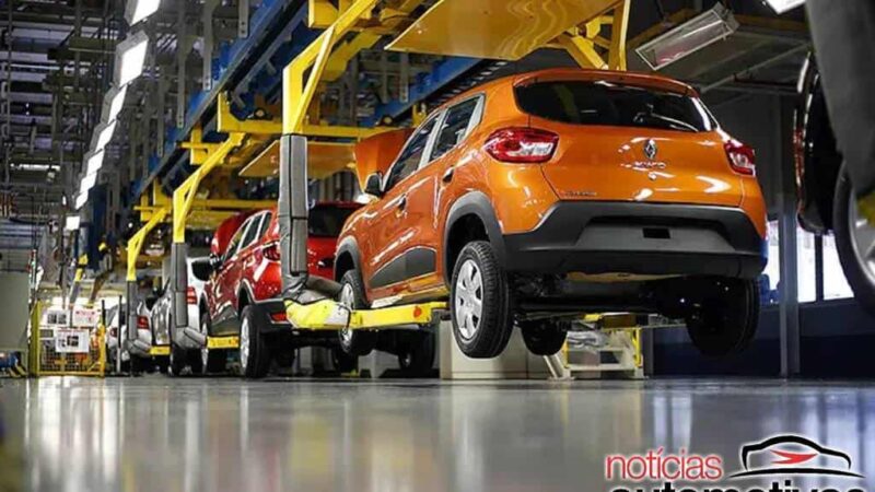 Renault retoma produção de carros no Paraná