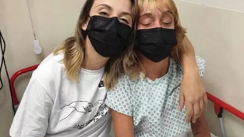 Irmã doa rim e salva Raquel, que sofria de diabetes desde bebê