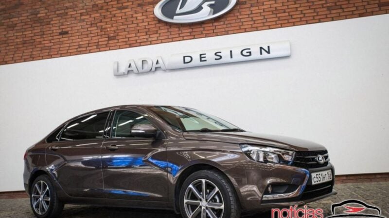 Renault diz estar progredindo em negociação com russos