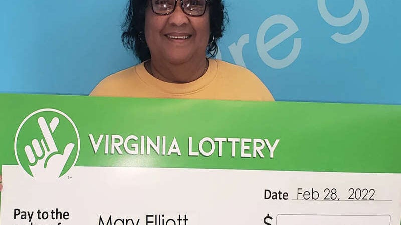 Ganhadora de meio milhão de reais na loteria e acha bilhete no lixo