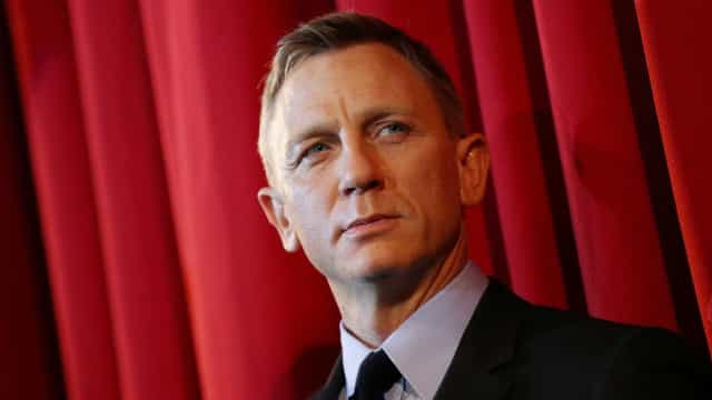 Daniel Craig testa positivo à Covid-19 e não fará regresso à Broadway