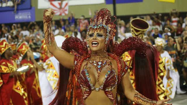 Viviane Araújo diz que estará no desfile das campeãs após vitória da Mancha