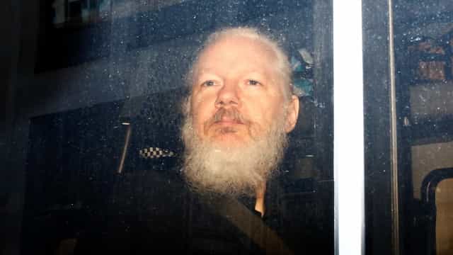 Justiça britânica autoriza extradição de Julian Assange para os EUA