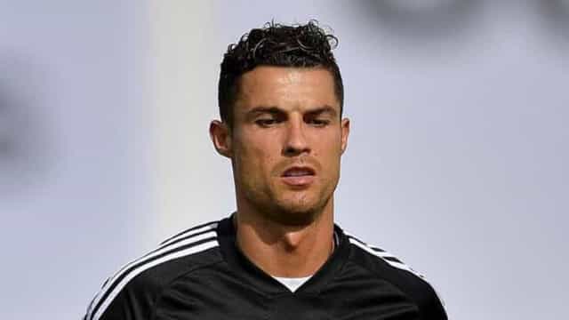 Cristiano Ronaldo não jogará contra o Liverpool após morte de filho