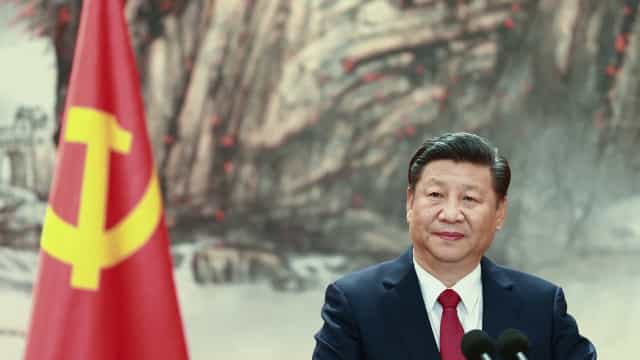 China diz que vai buscar paz na Ucrânia ‘à sua própria maneira’