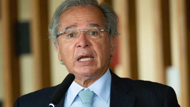 Governo propõe tirar operações com precatórios da meta fiscal de 2023
