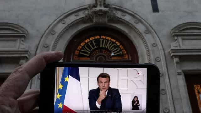 Projeção coloca Macron e Le Pen no 2º turno da eleição presidencial