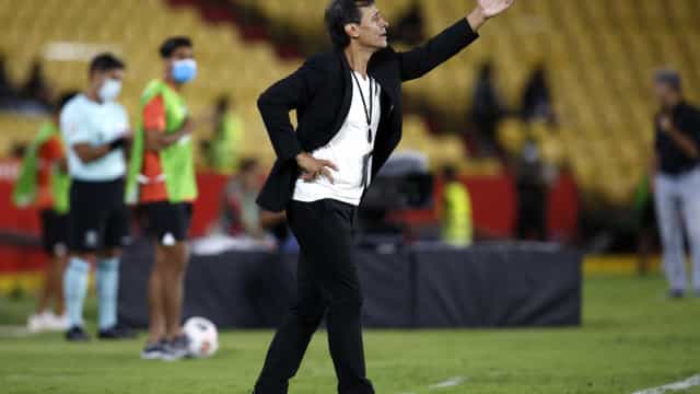 Fabián Bustos projeta dificuldades, mas confia em classificação do Santos