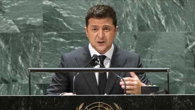 Zelenskiy questiona Conselho de Segurança da ONU na manutenção da paz