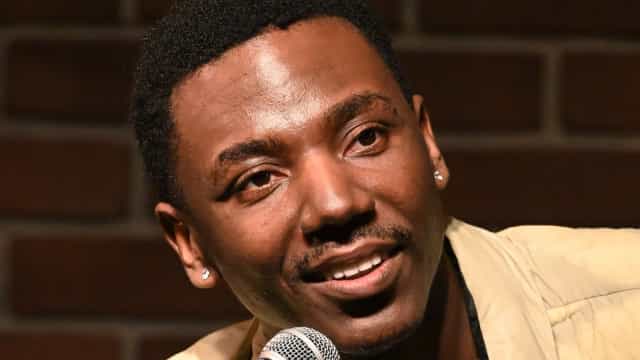 Comediante Jerrod Carmichael conta que é gay em especial da HBO
