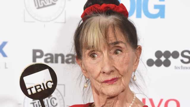 Morre June Brown, atriz de ‘EastEnders’