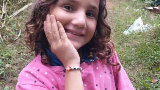 Encontrado corpo de menina que sumiu após chuva no RJ