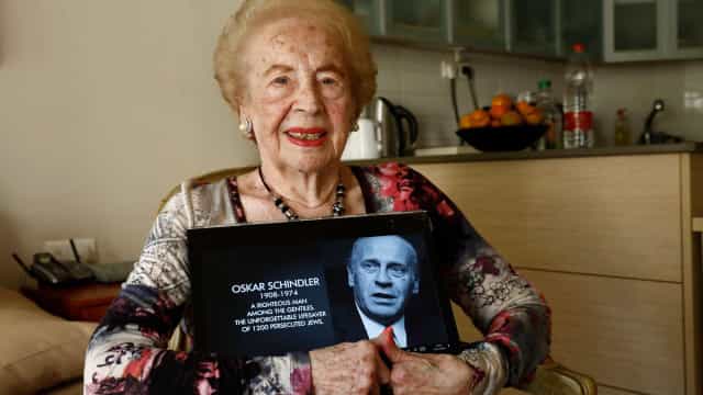 Mimi Reinhardt, secretária que fez a lista de Schindler, morre aos 107 anos