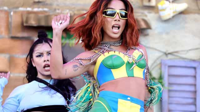 Anitta bloqueia ex-ministro Salles, após vídeo em que ele a critica por ‘danças imorais’