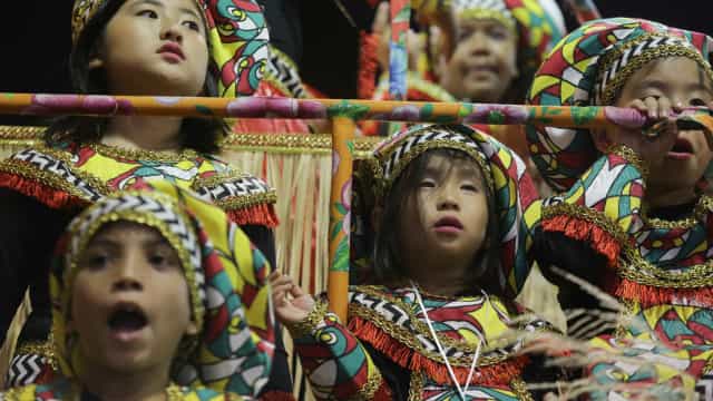 16 escolas de samba mirins desfilam no domingo no Rio