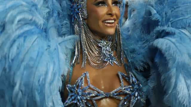 ‘É o Carnaval para celebrar a vida’, diz Sabrina Sato, que fez maratona de desfiles