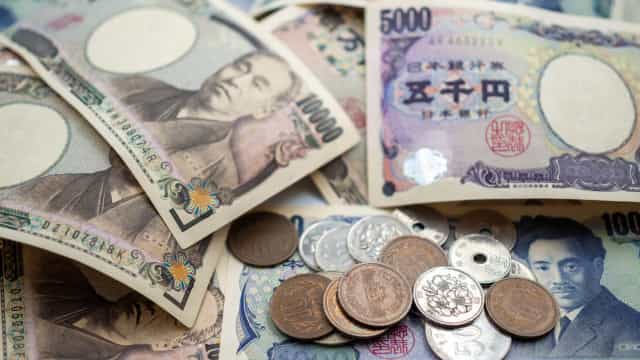 Iene fraco é positivo para a economia como um todo, diz presidente do BoJ