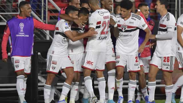 Ceni celebra desempenho do São Paulo na altitude: Entregaram tudo em campo