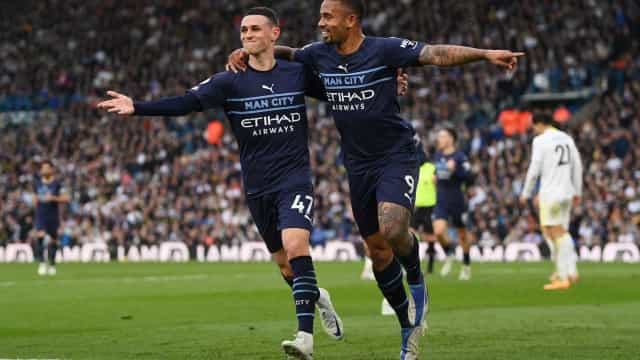 Manchester City vence Leeds, retoma liderança e Jesus chega a 6 gols em 3 jogos