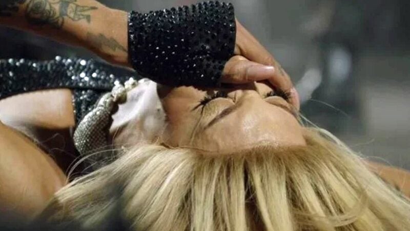 Pabllo Vittar é ovacionada e se emociona no Coachella [vídeo]