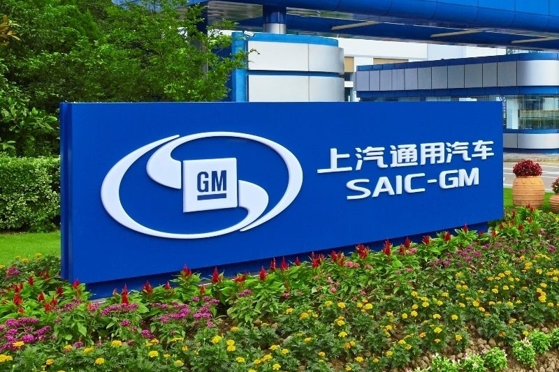 China: Covid afeta produção e suspende Salão de Pequim