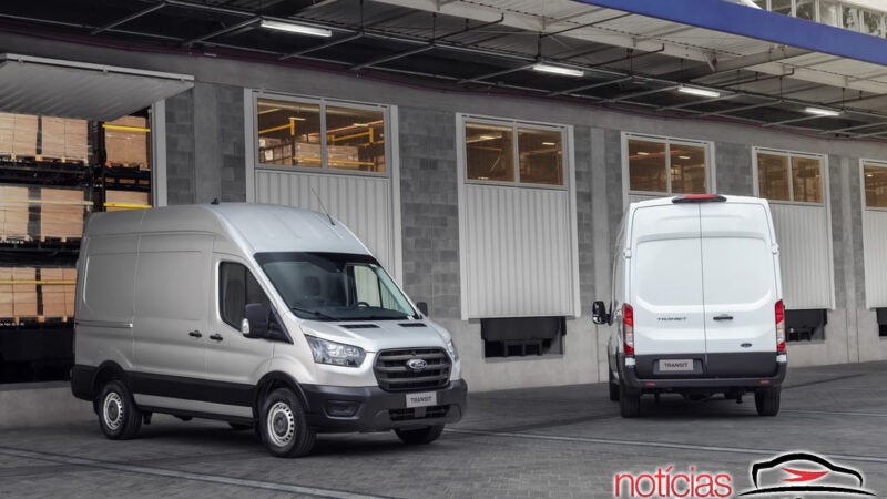 Ford Transit Furgão chega a partir de R$ 239.900
