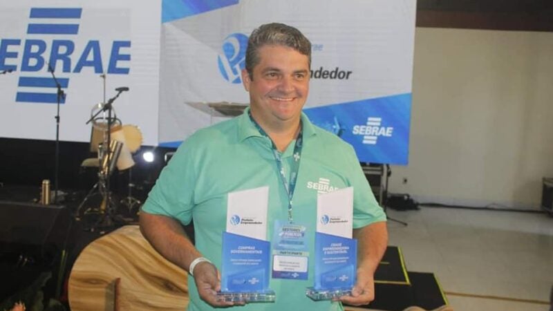 Prefeiito Érico leva o Premio Sebrae Prefeito Empreendedor em duas categorias