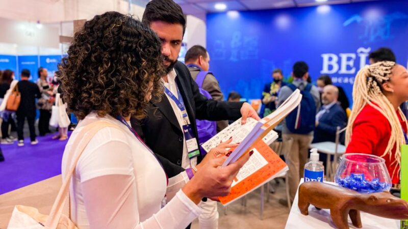 Seduc busca referência em evento de tecnologia e inovação para fortalecer a educação em MT