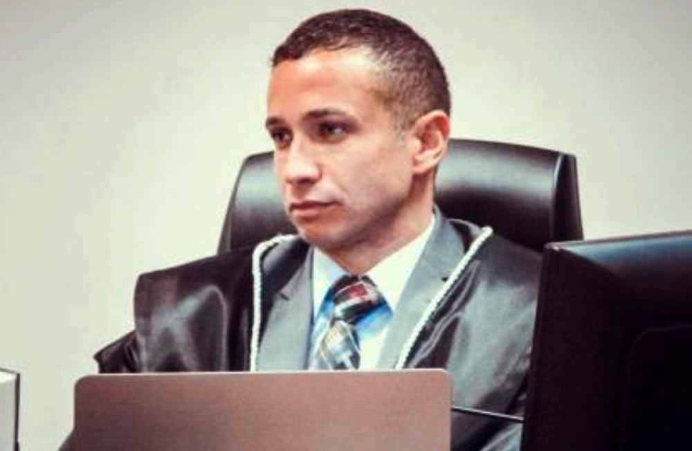 Juiz Jackson Coutinho é empossado no TRE de Mato Grosso