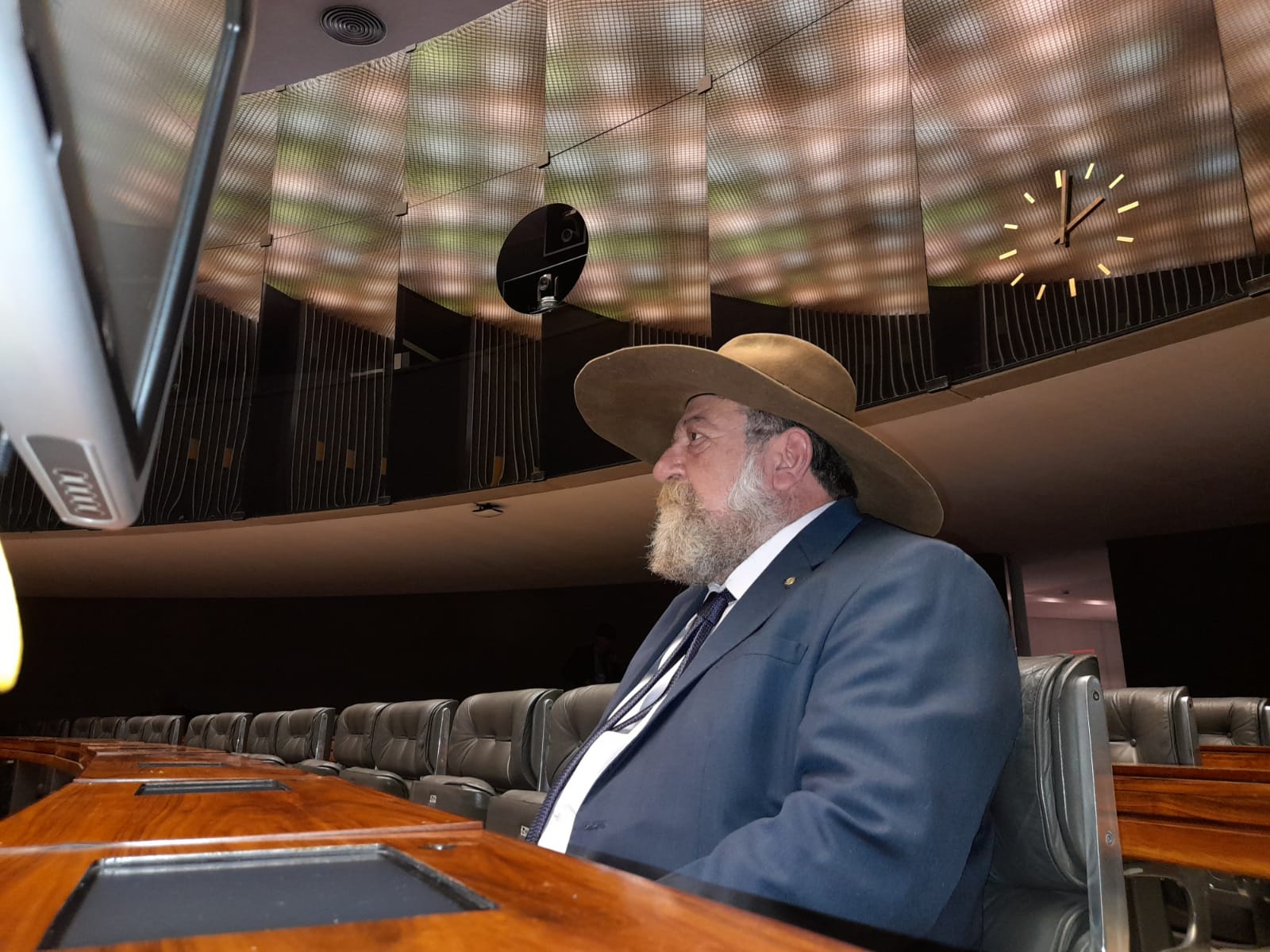 ENSINO DOMICILIAR APROVADO NA CÂMARA