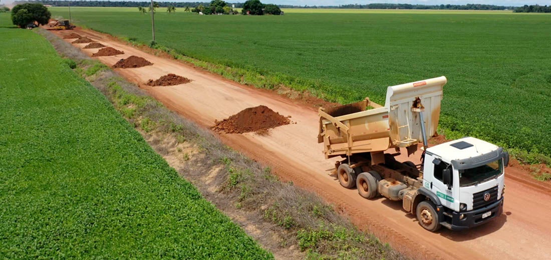 Prefeitura lança o Arranca Safra para melhorar trafegabilidade em 72 estradas em Sinop