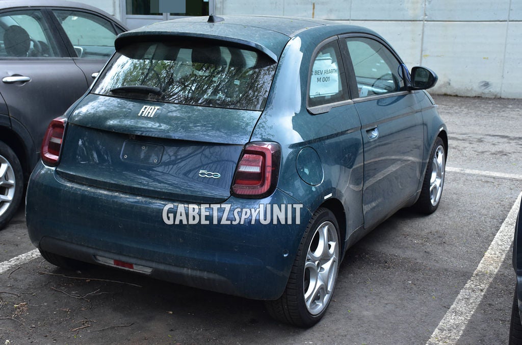 Flagra: Fiat 500e Abarth é visto e pode vir ao Brasil