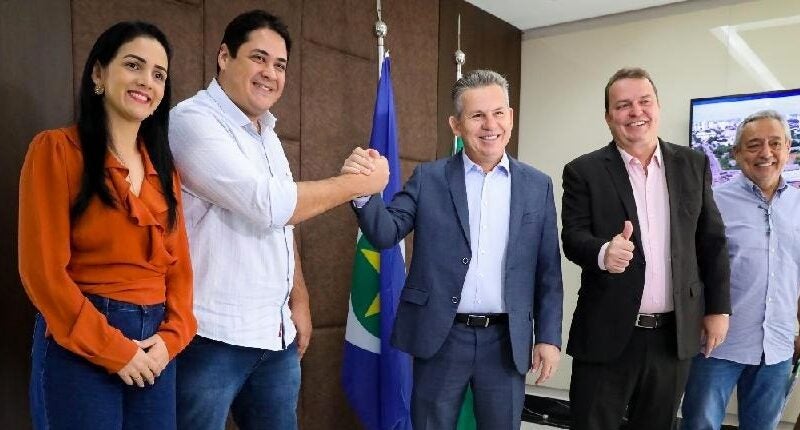 Mauro assina convênio para construir 100 casas populares em Alto Araguaia