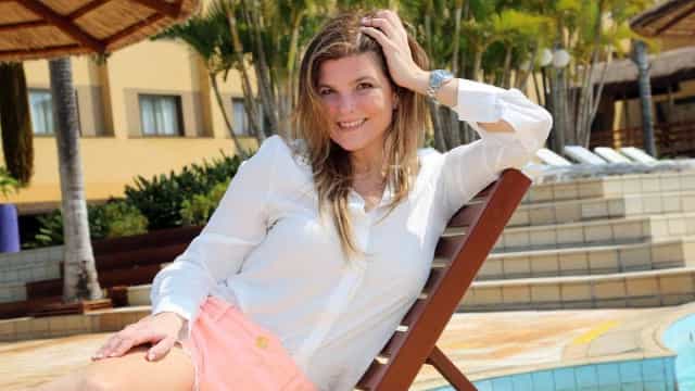 Cristiana Oliveira diz que foi rejeitada e sofreu com obesidade em livro